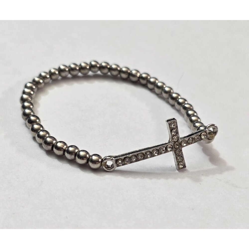 Vintage SilverTone‎ Beaded Stretch Bracelet Clear Rhinestone Cross Pendant Charm